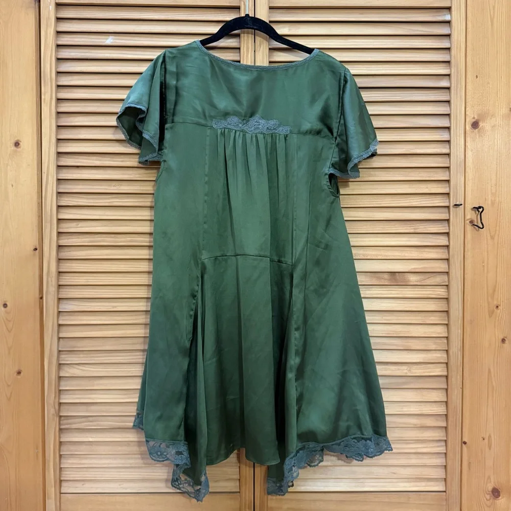 Free People Green V neck dress size medium - Picture 6 of 7